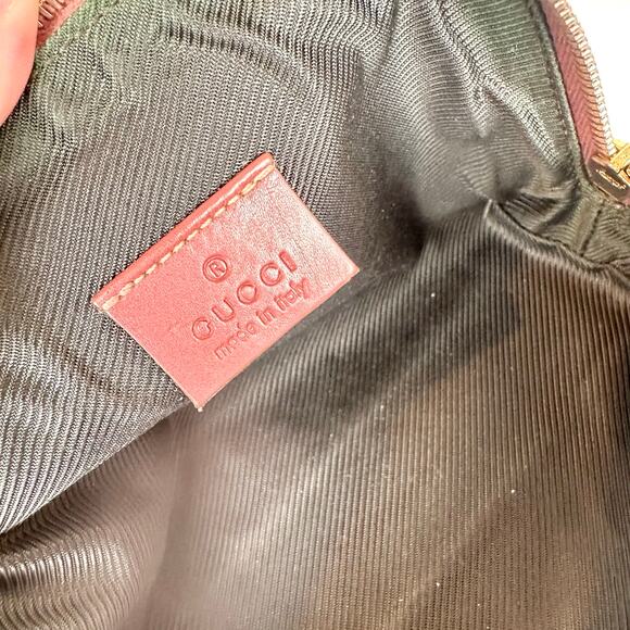 Gucci pink guccissima leather cosmetic clutch or wear as crossbody! - Picture 10 of 13